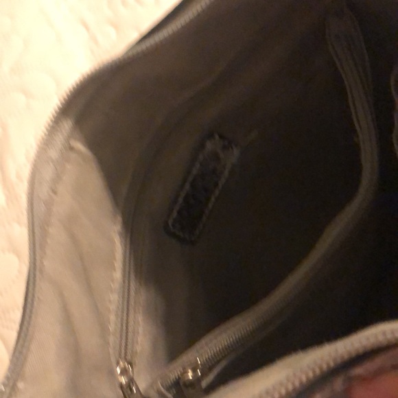 Apt. 9 Faux Leather Grey Metallic Crossbody with Grey Snakeskin details - Picture 5 of 6